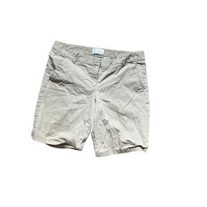 J crew beige tan khaki chino bermudas size 4 98% cotton